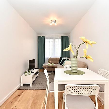 Rental Apartment Obrzezna Варшава Екстер'єр фото
